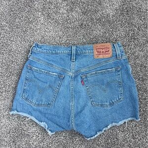 Levi’s jean shorts 501